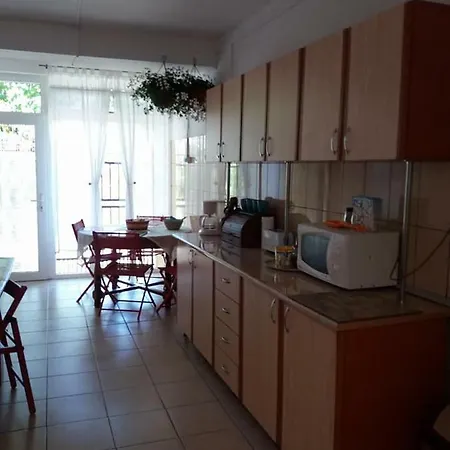 Pensión Vila Aris